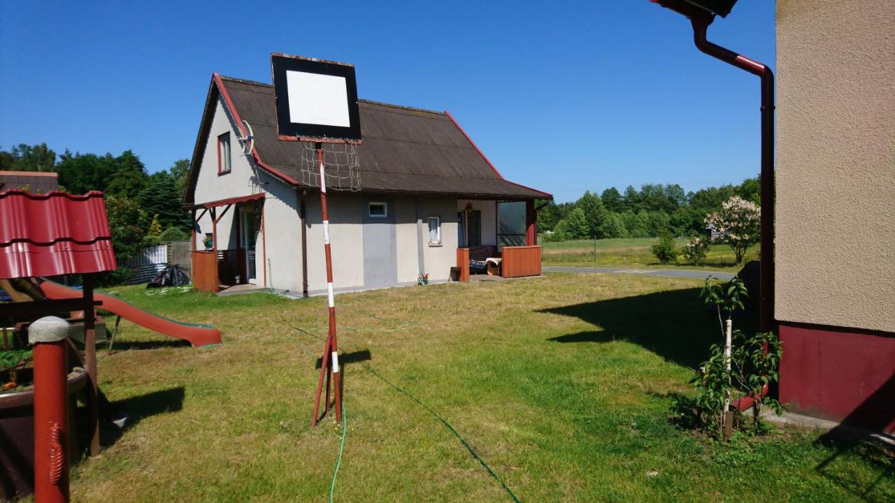 Dom Bursztynek - Domek Murowany Junoszyno Exterior photo
